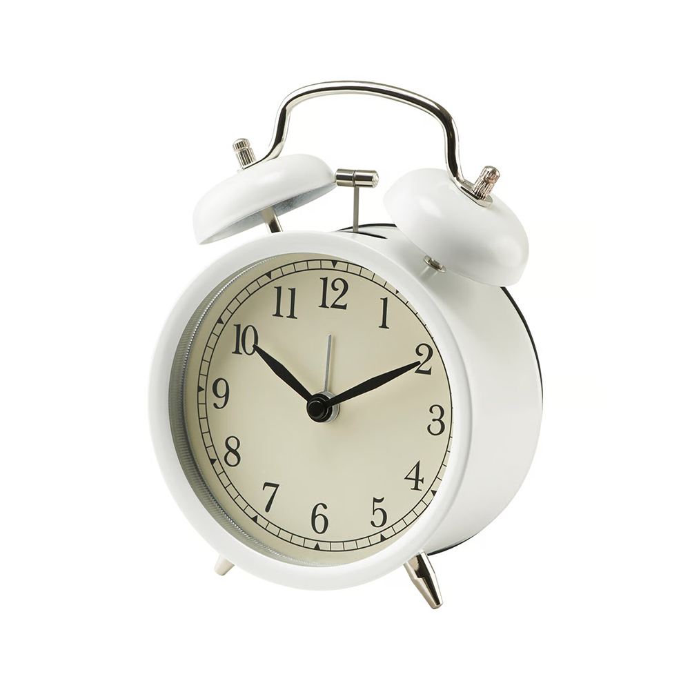 Este despertador de diseño clásico y depurado oculta un moderno movimiento de cuarzo.