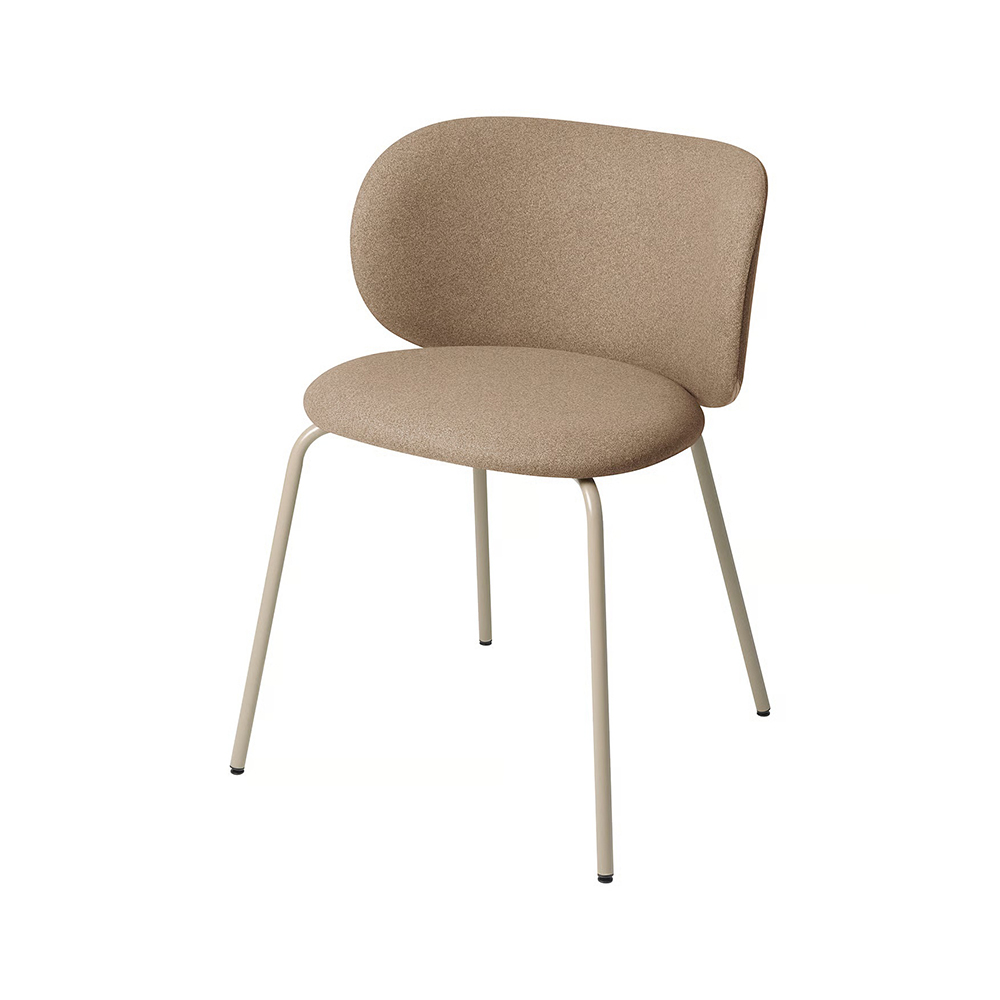 Cena con estilo y total comodidad. Esta silla tapizada es perfecta para largas sobremesas, para pasar momentos inolvidables con la familia y amigos.