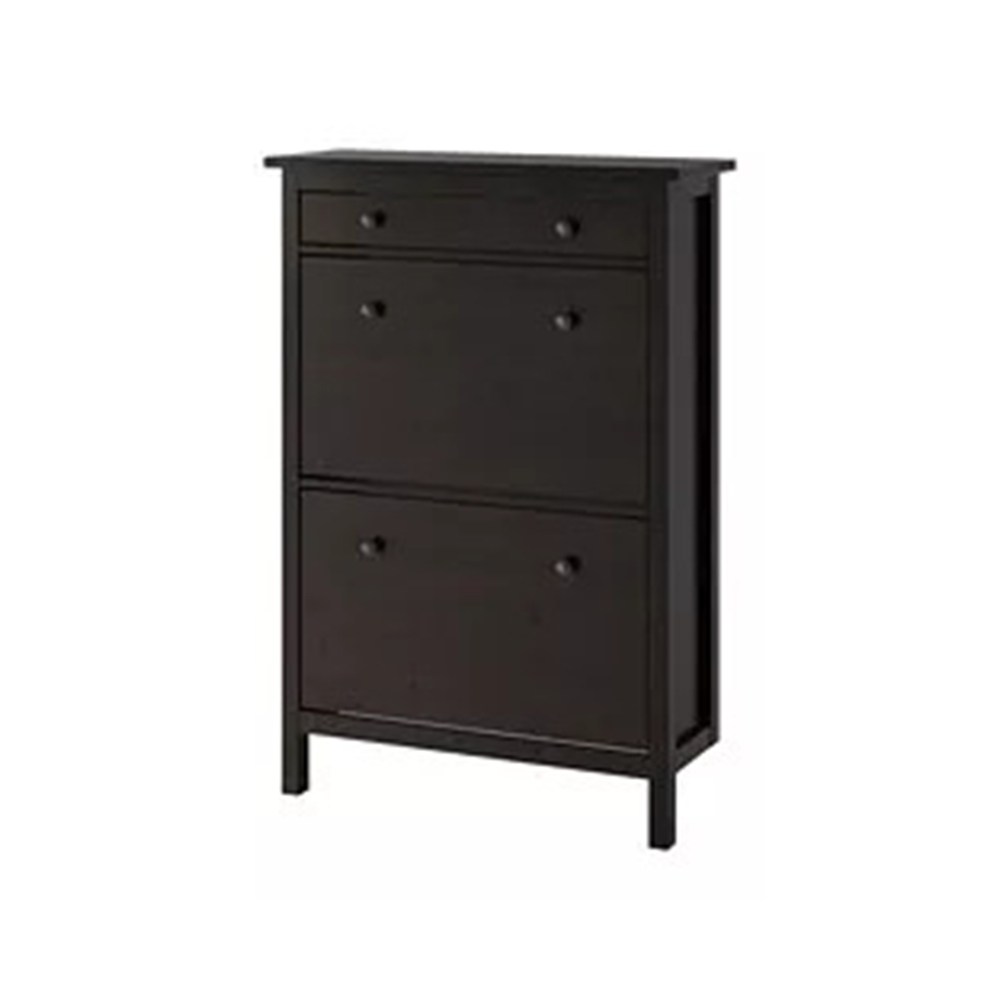 El lugar para ordenar y guardar todos tus zapatos que hace más fácil la vida ajetreada. Su diseño sencillo y clásico con un toque tradicional queda perfecto con otros muebles.